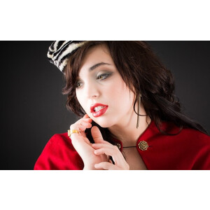 Savage (20-1253) Black фон бумажный 1,35x11 м черный