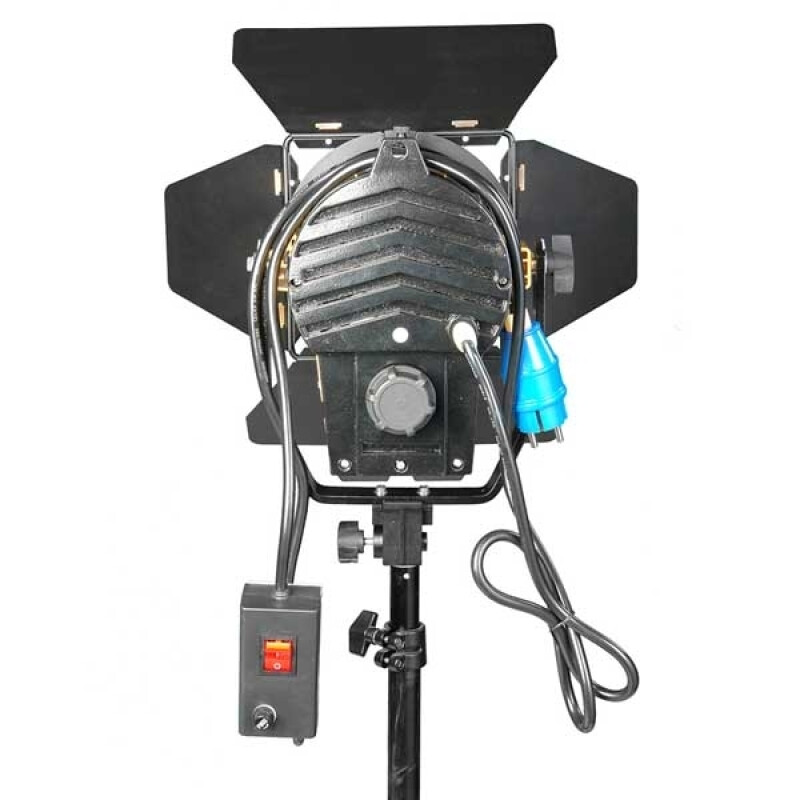 GreenBean Fresnel 300 осветитель галогенный с линзой Френеля