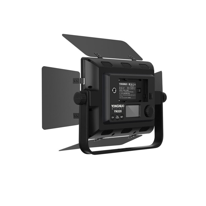 YongNuo YN320 осветитель светодиодный со сменной температурой 3200-5500K