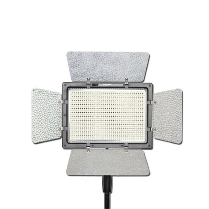 YongNuo YN900 осветитель светодиодный 5500K