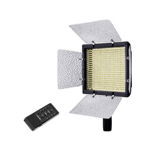 YongNuo YN900 осветитель светодиодный со сменной температурой 3200-5500K