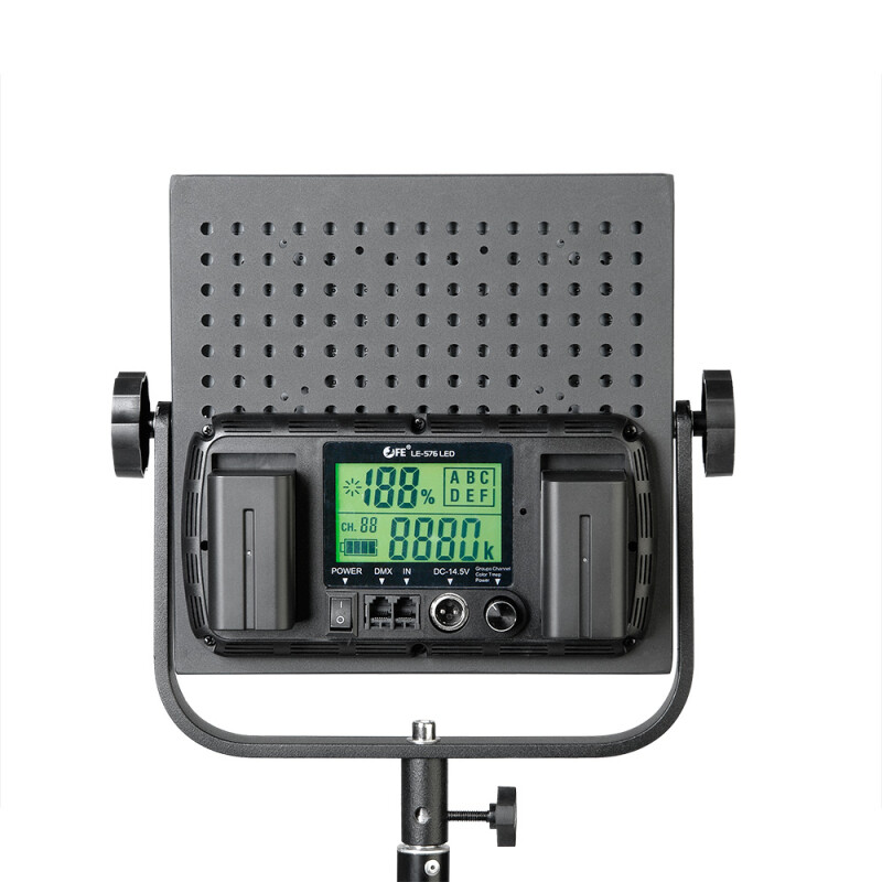 Falcon Eyes LE-576 LED студийная светодиодная панель