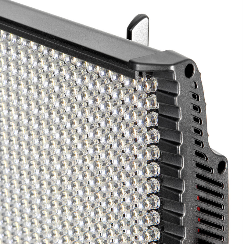 Falcon Eyes FlatLight 600 LED Bi-color осветитель светодиодный