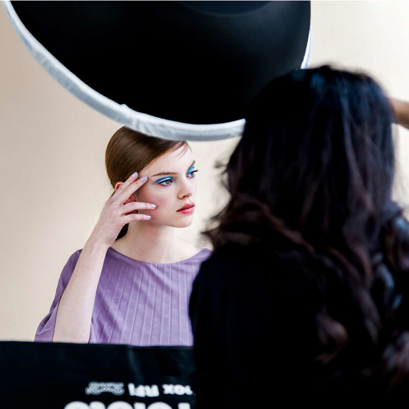 Profoto (901183) Softlight Kit Softlight White Grid/Diffuser/Printed портретная тарелка 25 град.