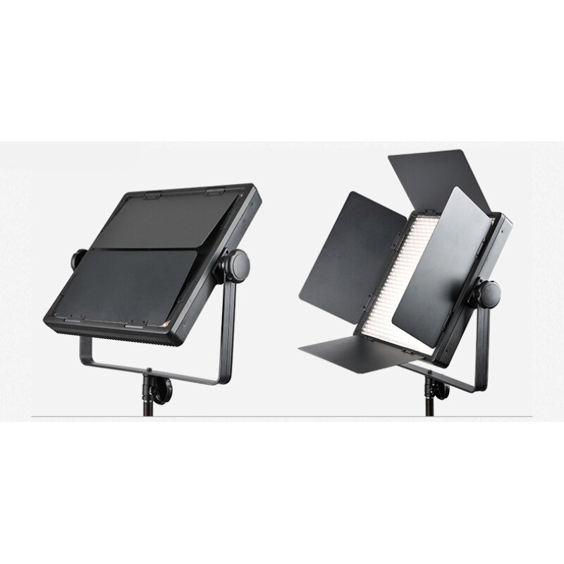 Godox LED1000С студийный осветитель светодиодный