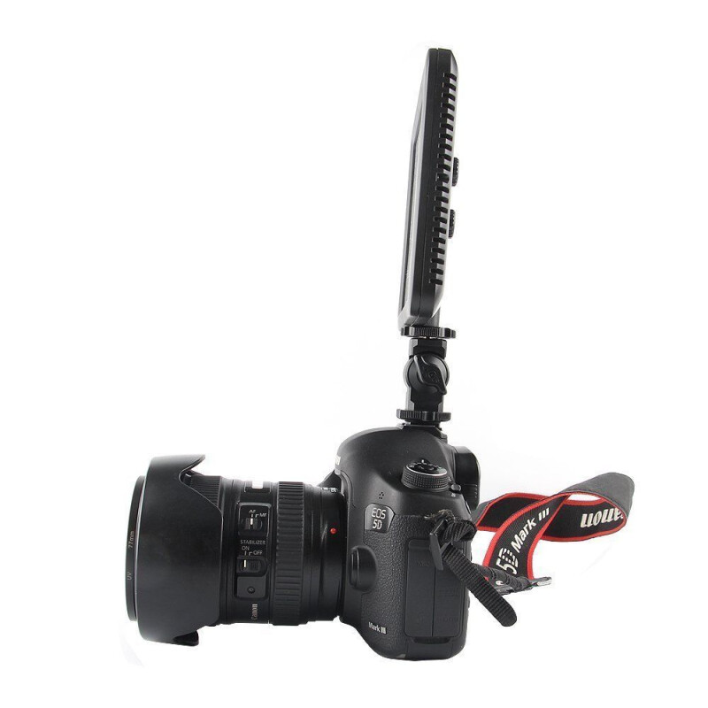 Godox LEDP120C осветитель светодиодный накамерный