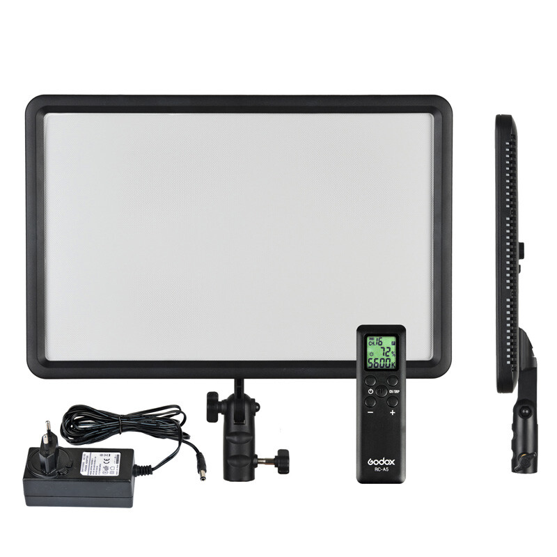 Godox LEDP260C осветитель светодиодный накамерный