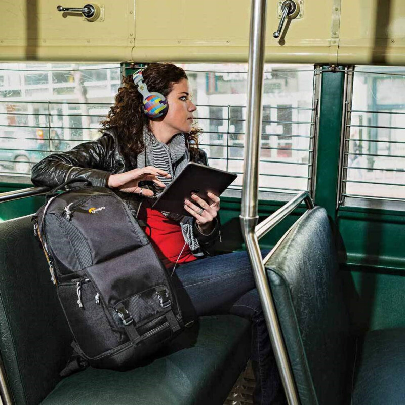 Lowepro Fastpack BP 150 AW II рюкзак черный