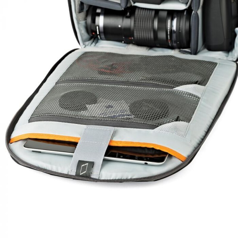 Lowepro m-Trekker BP 150 рюкзак черный