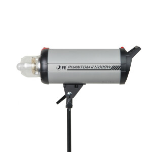 Falcon Eyes Phantom II 1200 BW вспышка студийная