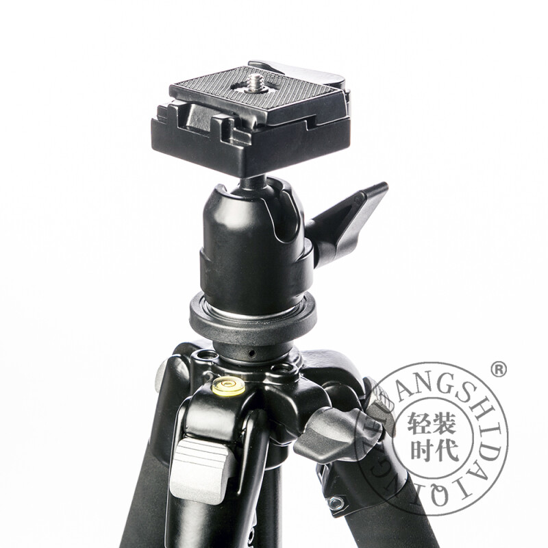 QZSD Q301 черный штатив 140 см с шаровой головой