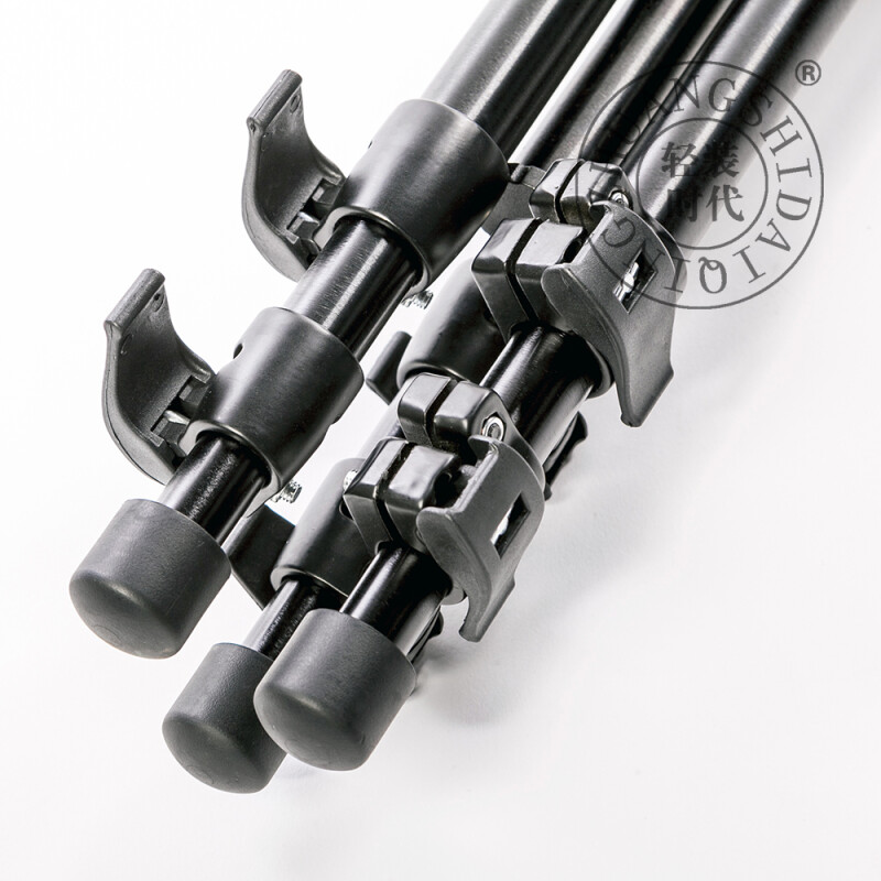 QZSD Q303 черный штатив 141 см с видеоголовой