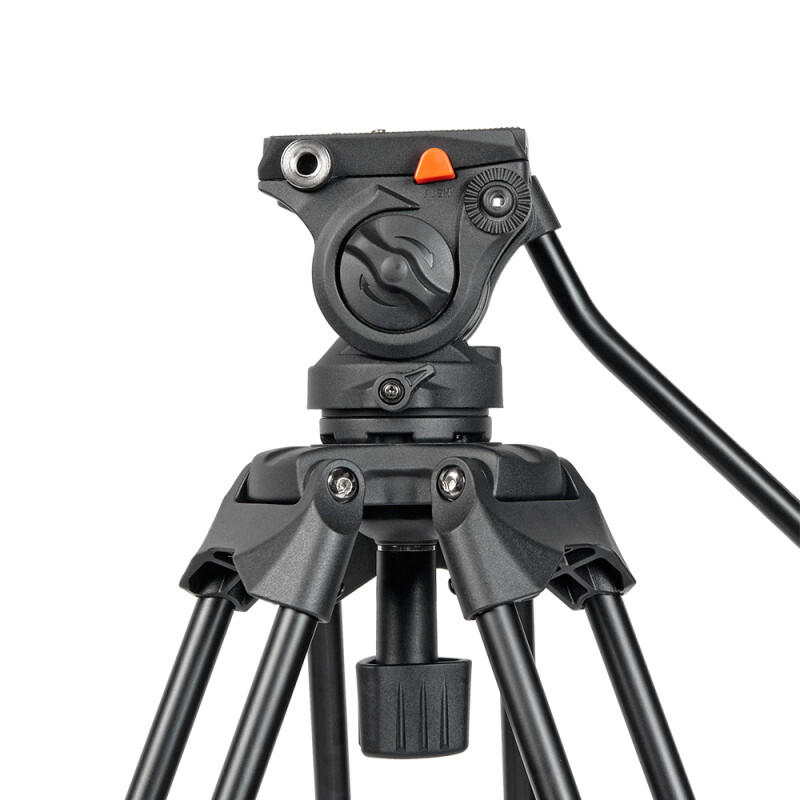 GreenBean HDV Elite 419 видеоштатив и максимальной высотой 160 см