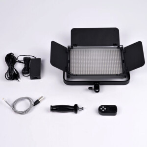 FST PL-600BPro светодиодная панель