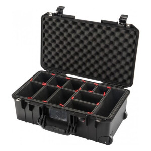 Peli 1535Air black ударопрочный кейс с разделителями системы TrekPak черный