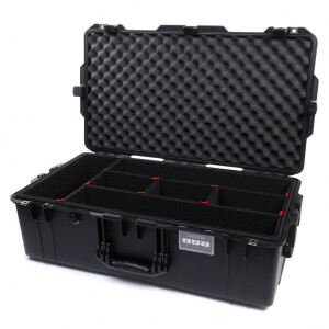 Peli 1615Air black ударопрочный кейс с разделителями системы TrekPak черный