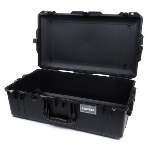 Peli 1615Air black ударопрочный кейс с разделителями системы TrekPak черный