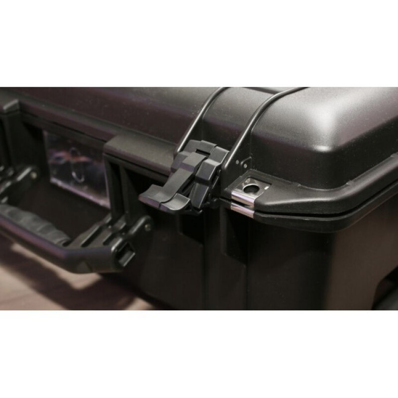 Peli 1637Air black ударопрочный кейс с мягкими перегородками черный