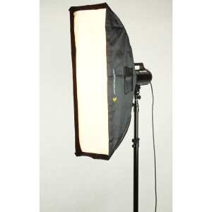 Fotokvant SBR-30120BW быстрораскладной софтбокс 30х120 см с адаптером Bowens