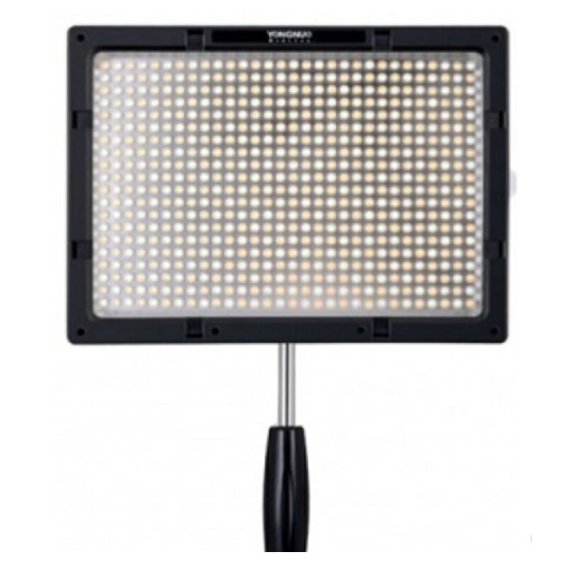 YongNuo YN600S осветитель светодиодный с цветовой температурой 5500K