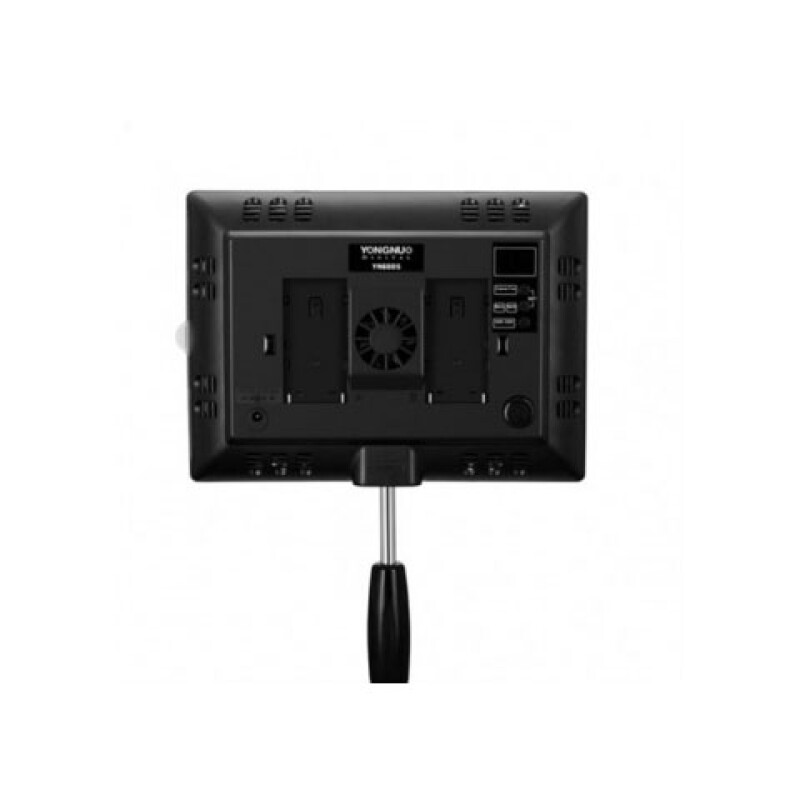 YongNuo YN600S осветитель светодиодный с цветовой температурой 5500K