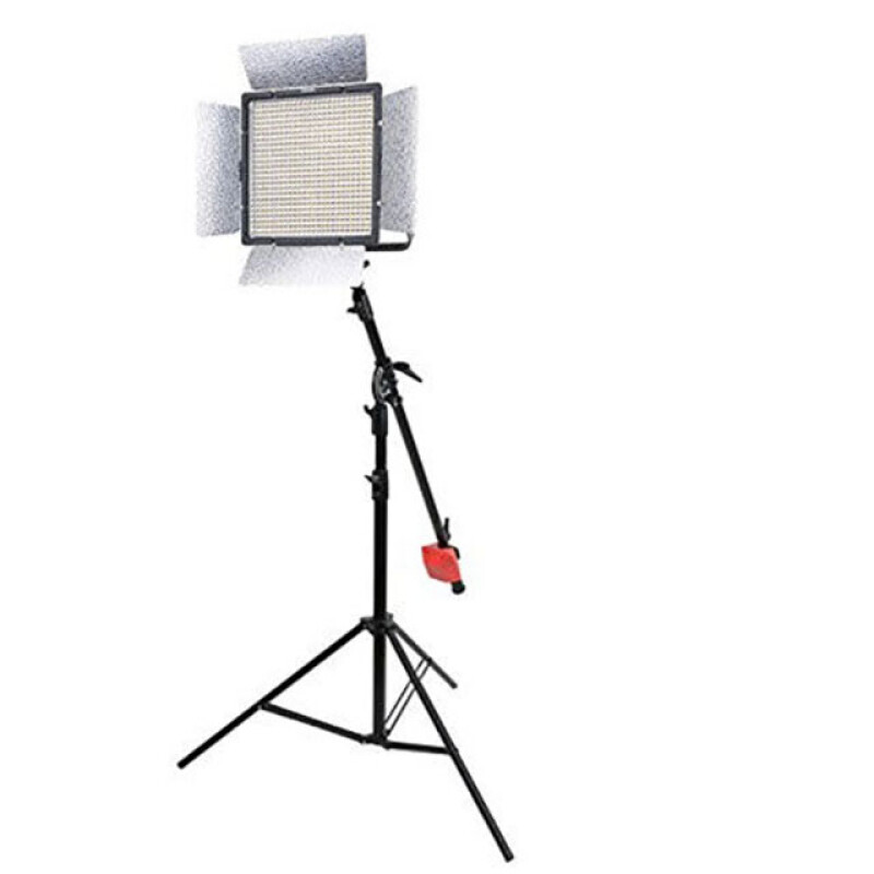 YongNuo YN900 II осветитель светодиодный с цветовой температурой 5500K