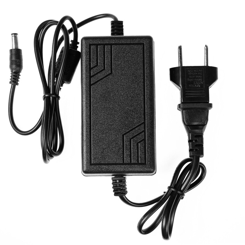 Fotokvant LED-300II PB KIT светодиодная панель с темп. 3200-6000К шторками и сетевым адаптером