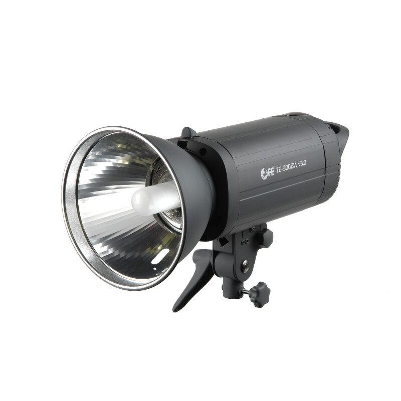 Falcon Eyes TE-300BW v3.0 студийная вспышка