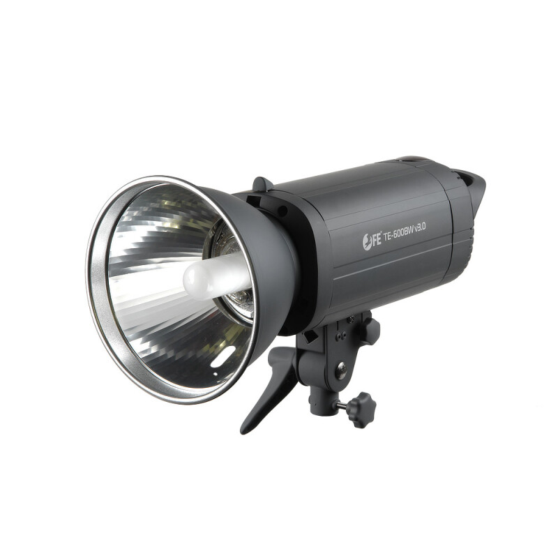 Falcon Eyes TE-600BW v3.0 студийная вспышка