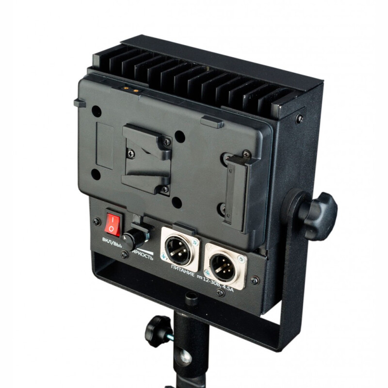 RusRay KC 40P светодиодный заливающий осветитель мощность 35Вт