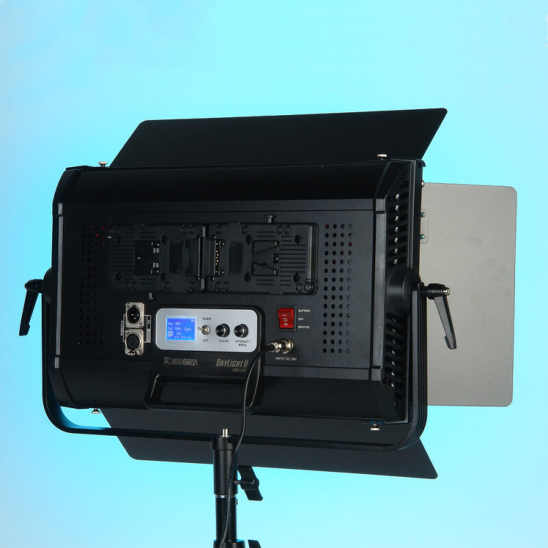 GreenBean DayLight II 200 LED RGB светодиодный осветитель