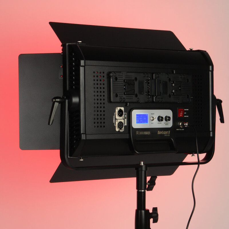 GreenBean DayLight II 200 LED RGB светодиодный осветитель