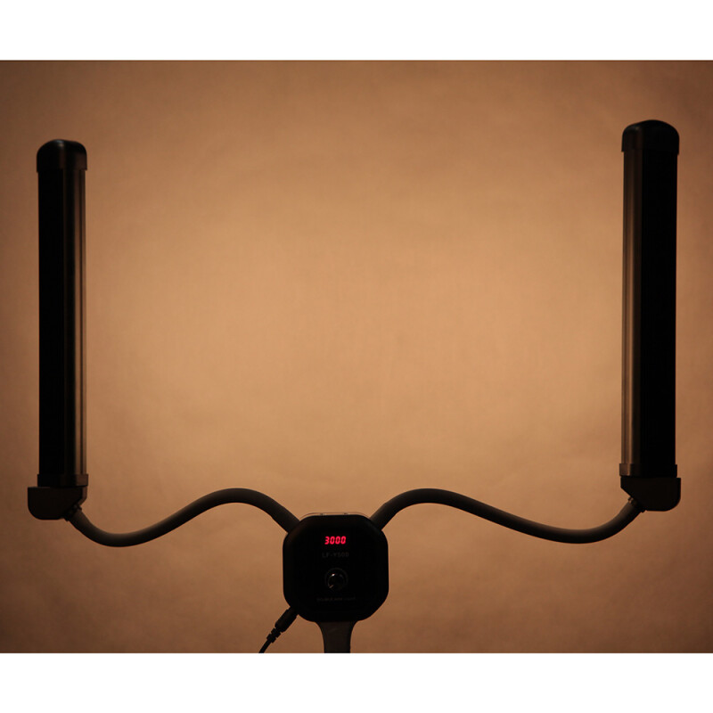 Fotokvant LED-2 KIT светодиодный осветитель цветовая температура 3000-6500К со стойкой