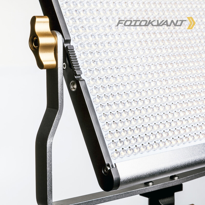 Fotokvant LED-660 PRO светодиодная панель 660 светодиодов 3200-5600 К.