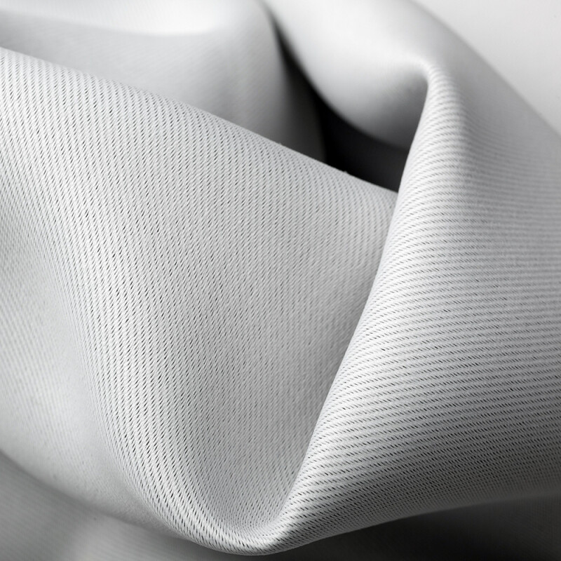 Fotokvant BQK-LG шторы-блэкаут светло-серые на рукаве