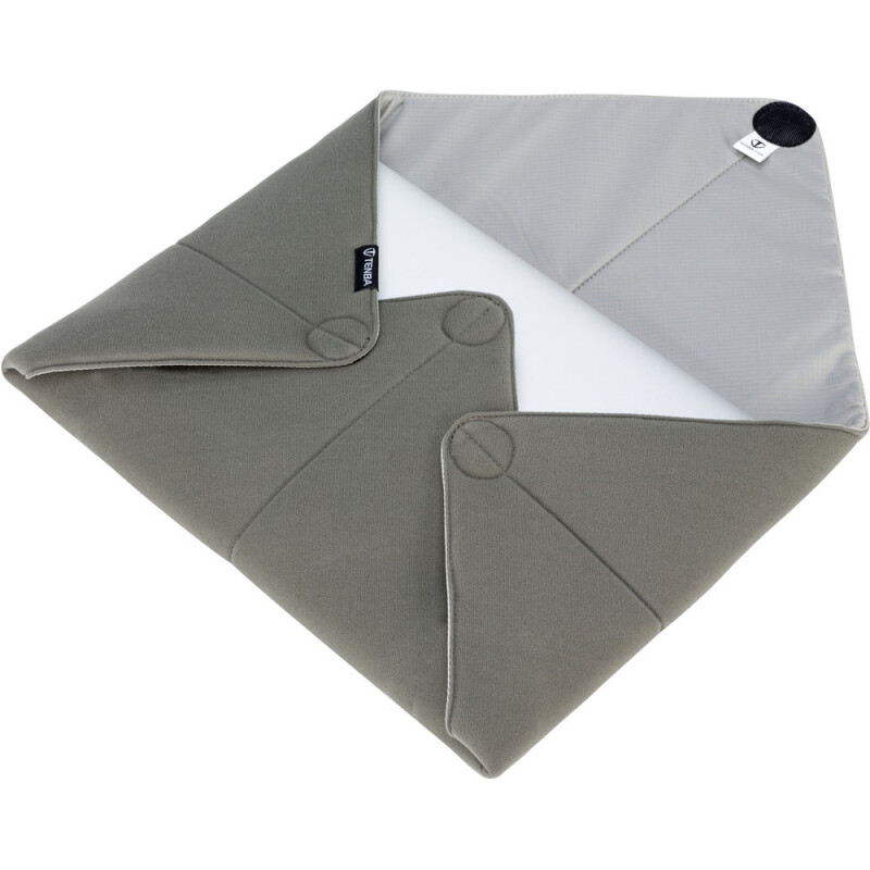 Tenba (636-342) Tools Protective Wrap 20 Grey чехол-обертка для планшета серый