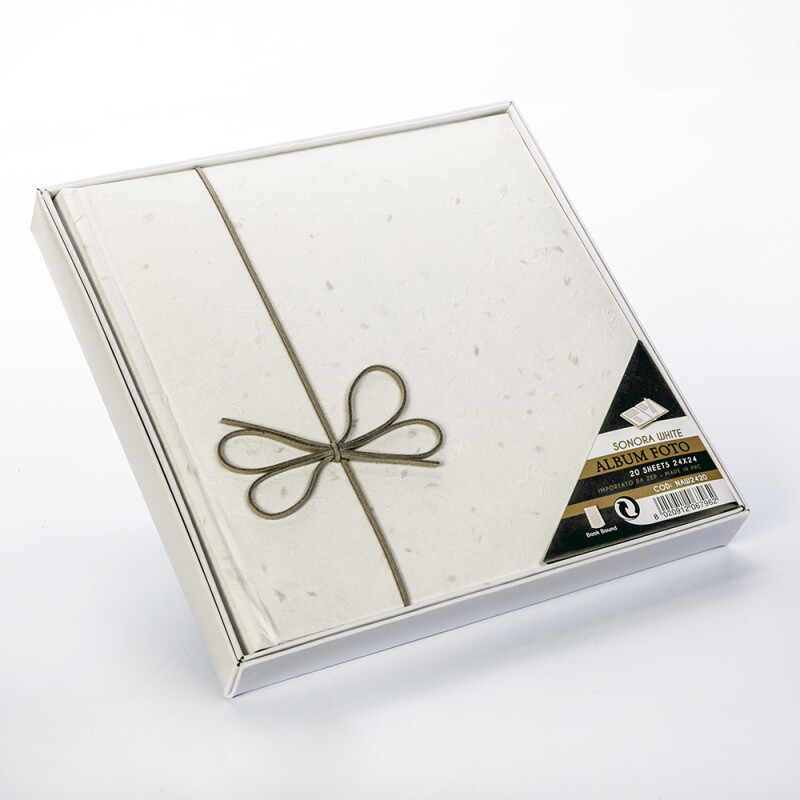 ZEP NAW2420 SONORA WHITE фотоальбом в коробке 40 белых страниц 24x24 белый
