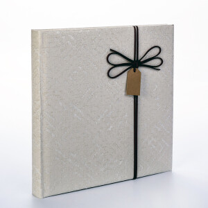 ZEP VTC2420 VICTORIA CREAM фотоальбом в коробке 40 белых страниц 24x24 кремовый