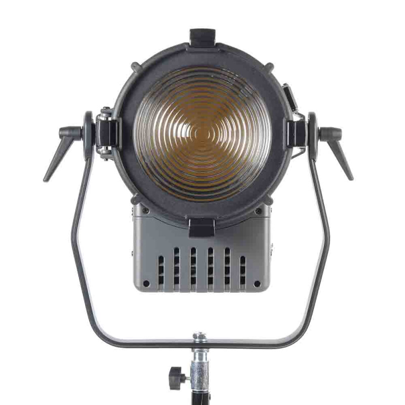 GreenBean Fresnel 500 LED X3 DMX студийный светодиодный осветитель