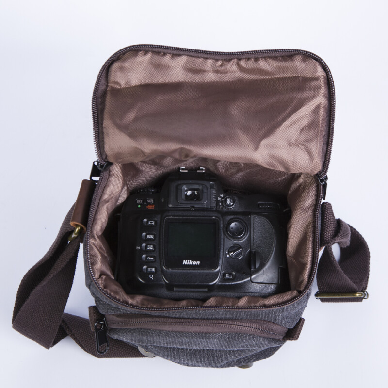 Fotokvant BSN-07 Dark grey сумка для фотоаппарата цвета темно серый