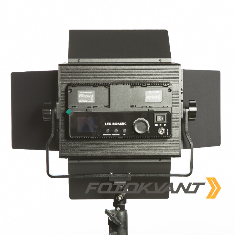 Fotokvant LED-540ASRC светодиодный осветитель 3200-5600К 30Вт CRI 95 с пультом ду