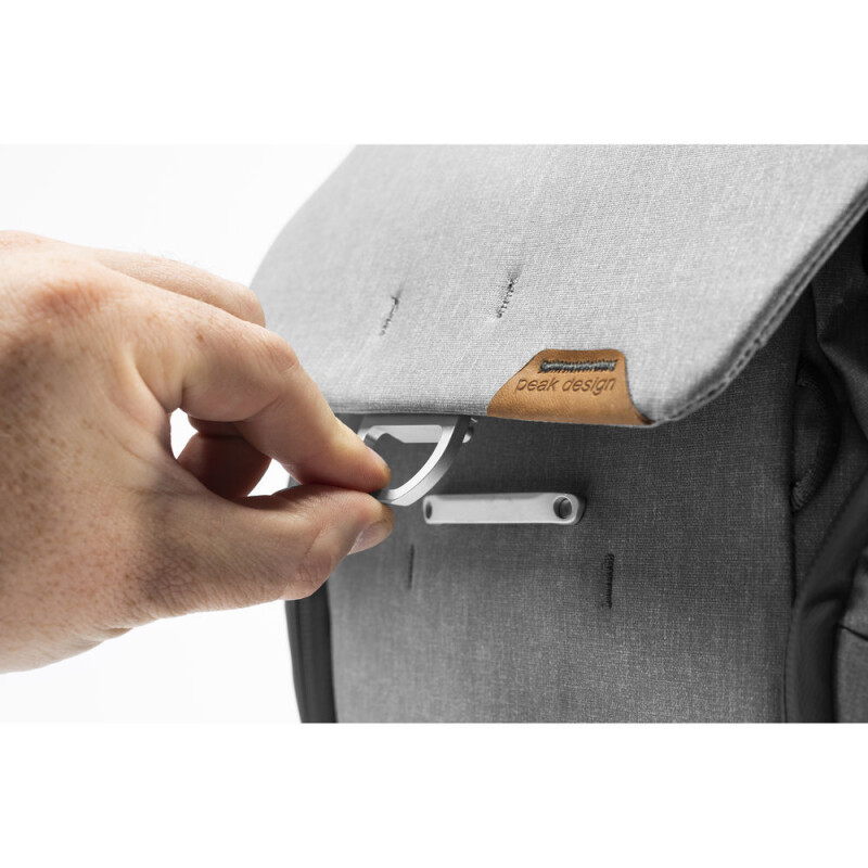 Peak Design (BEDB-20-AS-2) The Everyday Backpack 20L V2.0 Ash рюкзак