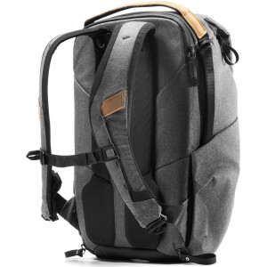 Peak Design (BEDB-20-CH-2) The Everyday Backpack 20L V2.0 Charcoal рюкзак