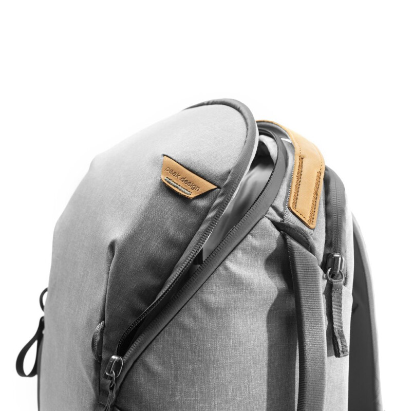 Peak Design (BEDBZ-15-AS-2) The Everyday Backpack Zip 15L V2.0 Ash рюкзак