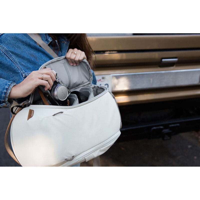 Peak Design (BEDBZ-15-BO-2) The Everyday Backpack Zip 15L V2.0 Bone рюкзак