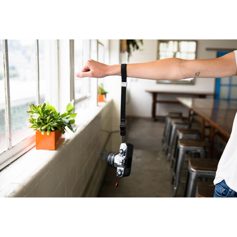 Peak Design (CF-BL-3) Wrist Strap Cuff V3.0 Black ремень на запястье