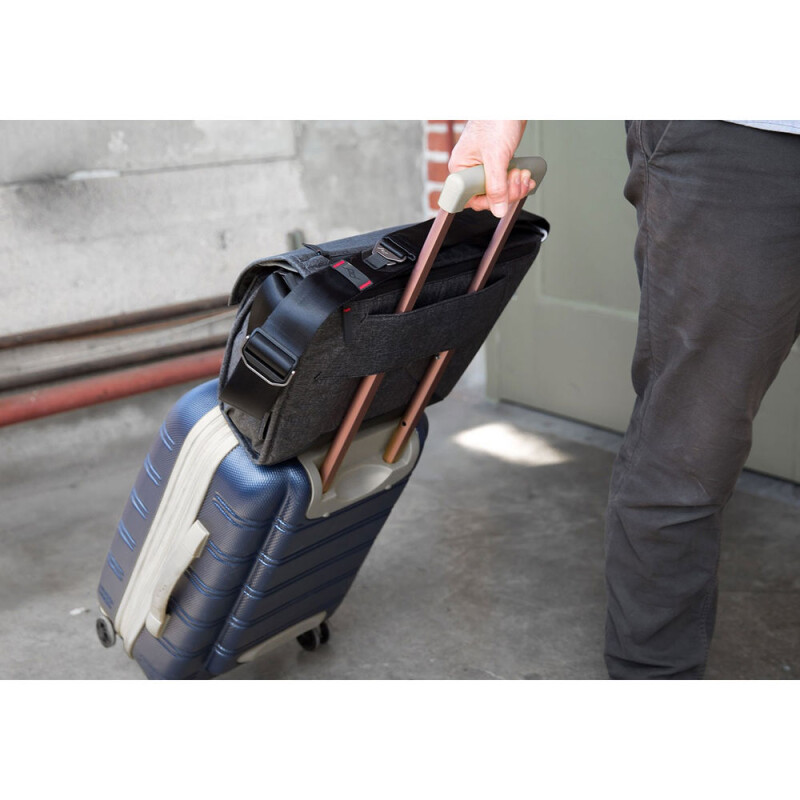 Peak Design (BS-BL-1) The Everyday Messenger 15" Charcoal фотосумка