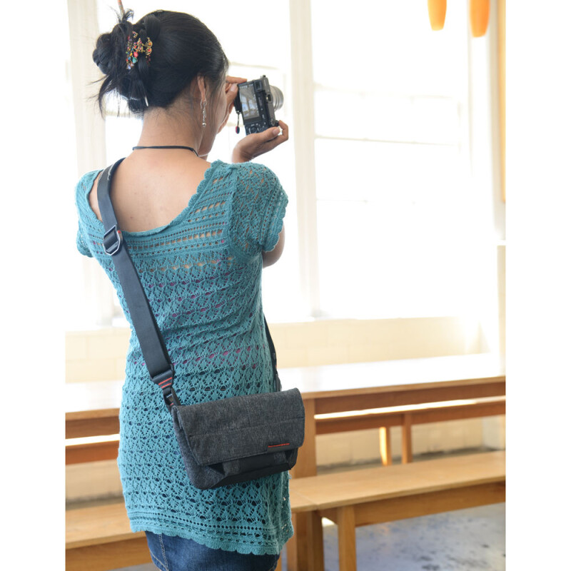 Peak Design (BP-BL-1) Field Pouch Charcoal чехол