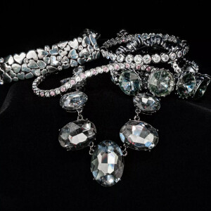 Savage 522020 Velveteen Midnight black бархатный фон черного цвета 1,32x6 м