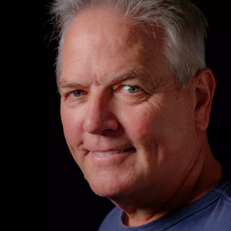 Savage 522020 Velveteen Midnight black бархатный фон черного цвета 1,32x6 м